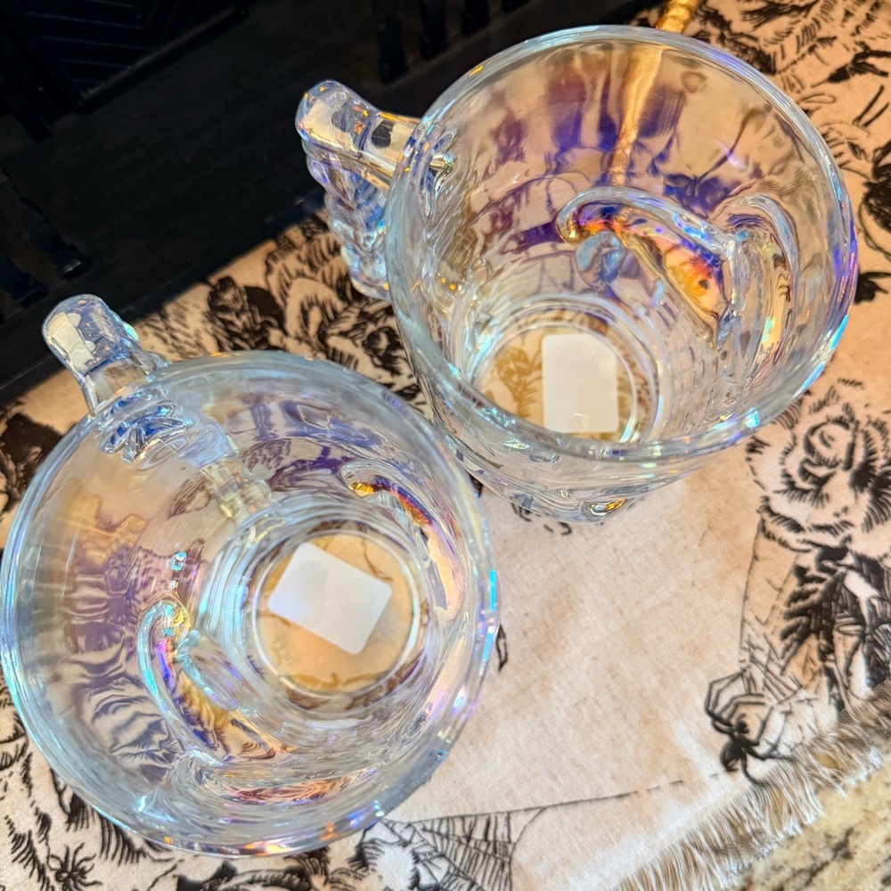 Skull Iridescent Set of 2 Mugs NEW Pair - Picture 6 of 6